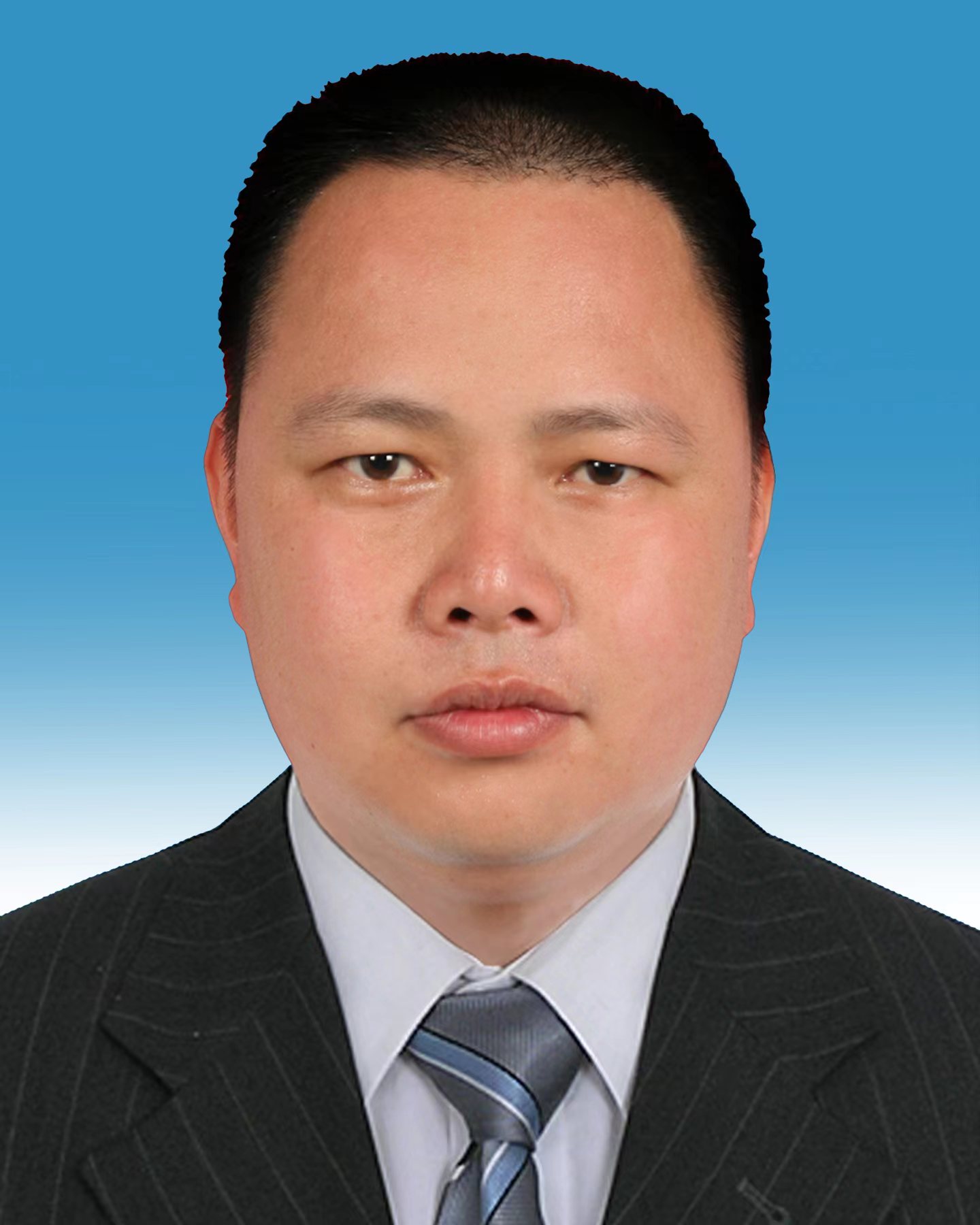 张岩锋&emsp;888娱乐城(中国)官方网站
人力资源和社会保障局党组成员、副局长